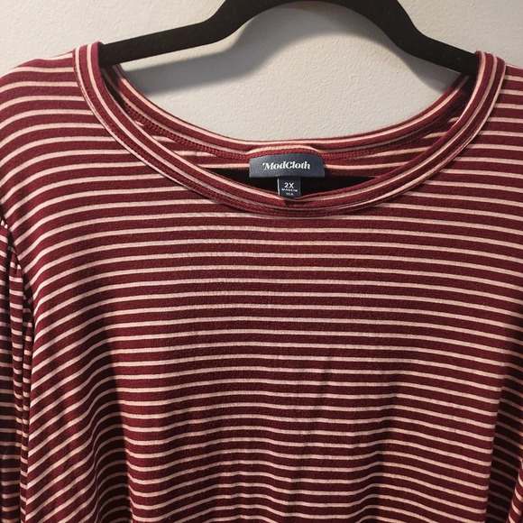 Modcloth Maroon and Pink Striped Balloon Sleeve Top in Size 2X - Picture 3 of 10